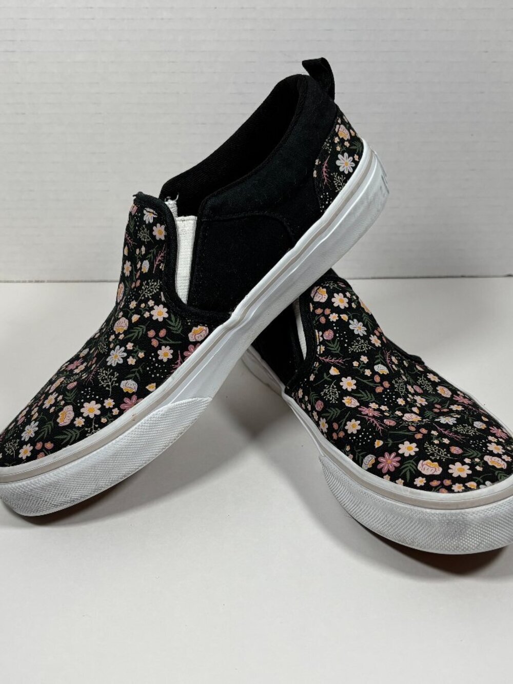Vans | Old Skool Black Pink Floral Slip-Ons Junior Sz 5